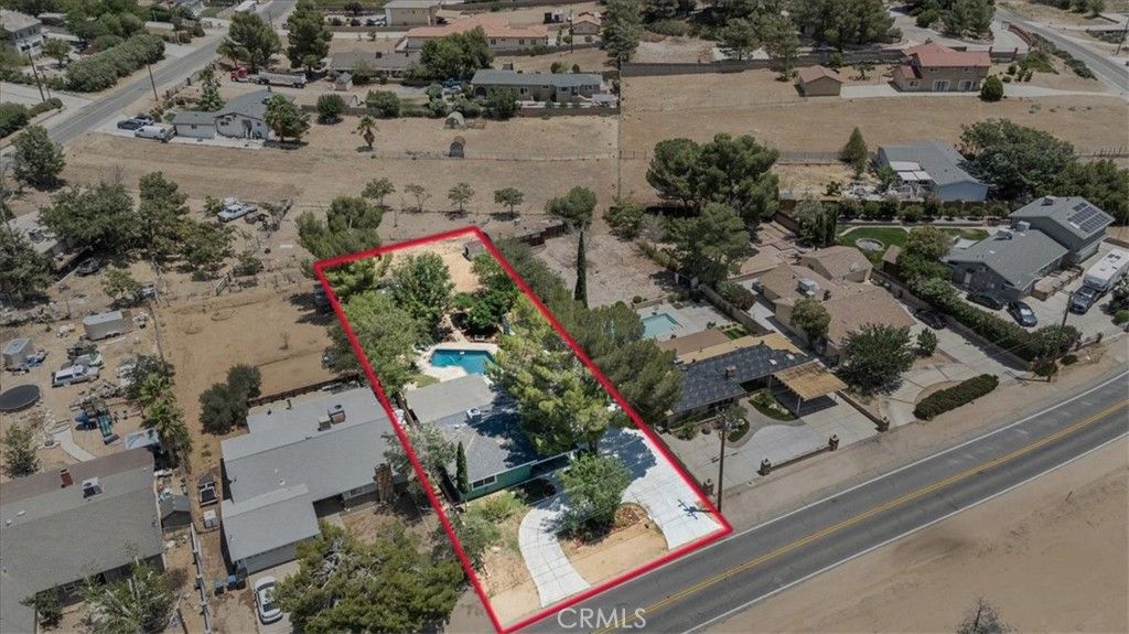 Image 38 of property listing at 4817 Quartz Hill Rd, Quartz Hill, CA 93536