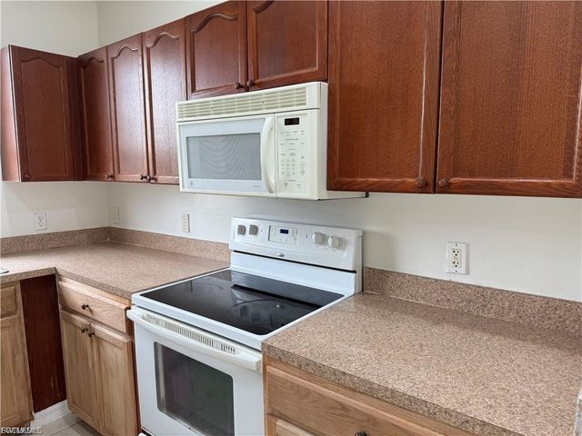 3967 Sunset RD, Lehigh Acres, FL 33971