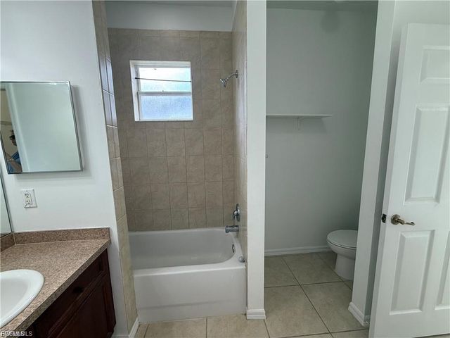 3967 Sunset RD, Lehigh Acres, FL 33971
