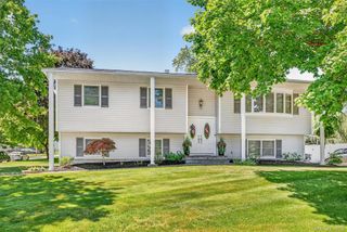 7 Stander Lane, Thiells, NY 10984