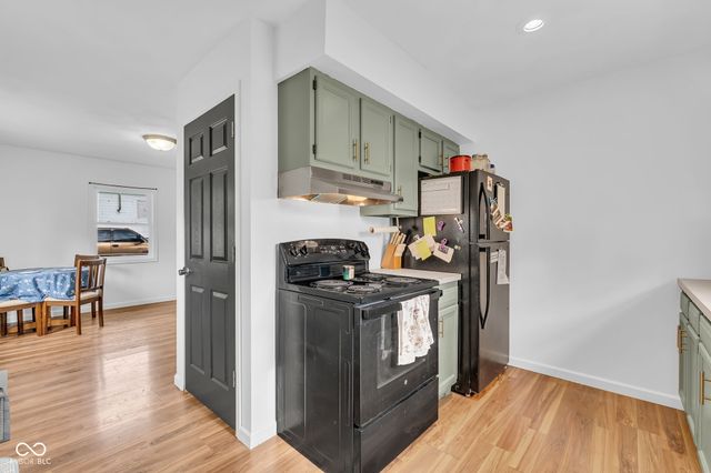 422 W Center Street, Brazil, IN 47834