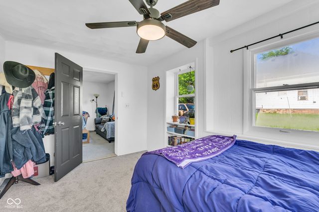422 W Center Street, Brazil, IN 47834