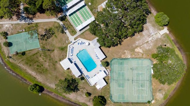 1543 CLUB CIRCLE, Lakeshore, FL 33854