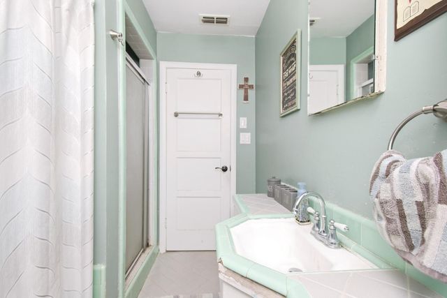 86 Aiken Way, Sacramento, CA 95819