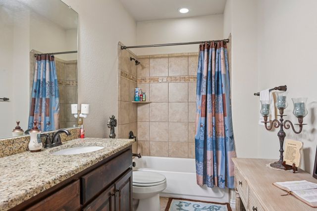 528 Savannah Drive, Ovilla, TX 75154