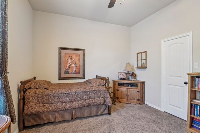 528 Savannah Drive, Ovilla, TX 75154