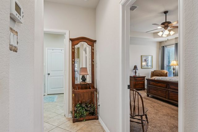 528 Savannah Drive, Ovilla, TX 75154