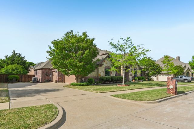 528 Savannah Drive, Ovilla, TX 75154