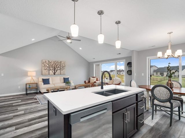 13457 Fringe Tree Trail, Fort Wayne, IN 46814