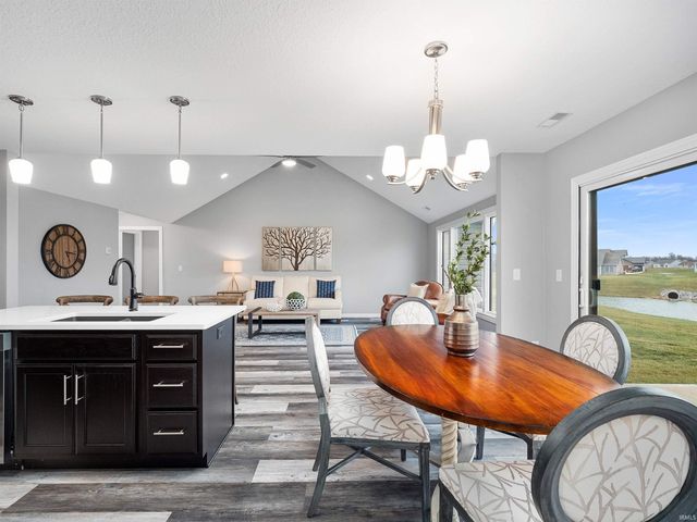 13457 Fringe Tree Trail, Fort Wayne, IN 46814