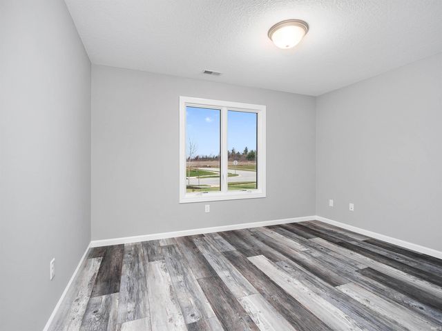 13457 Fringe Tree Trail, Fort Wayne, IN 46814