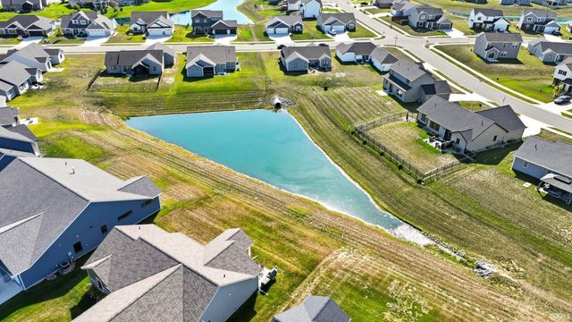 13457 Fringe Tree Trail, Fort Wayne, IN 46814