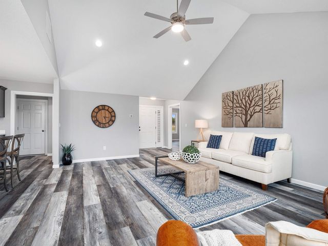 13457 Fringe Tree Trail, Fort Wayne, IN 46814