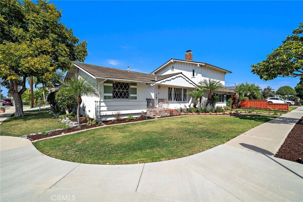 360 Bucknell Road, Costa Mesa, CA 92626 — photo 5