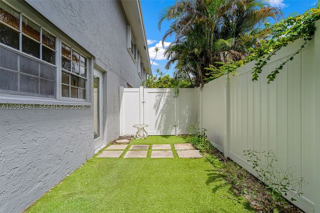 510 NE 17th Ave 105, Fort Lauderdale, FL 33301