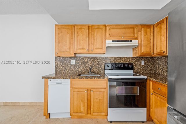 510 NE 17th Ave 105, Fort Lauderdale, FL 33301