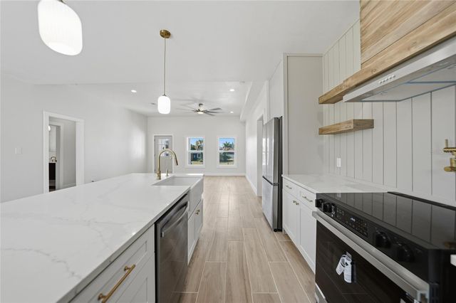 3320 PALM DRIVE, Punta Gorda, FL 33950