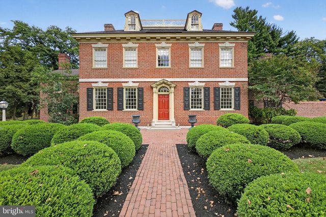 1101 SMALLBROOK LN, York, PA 17403