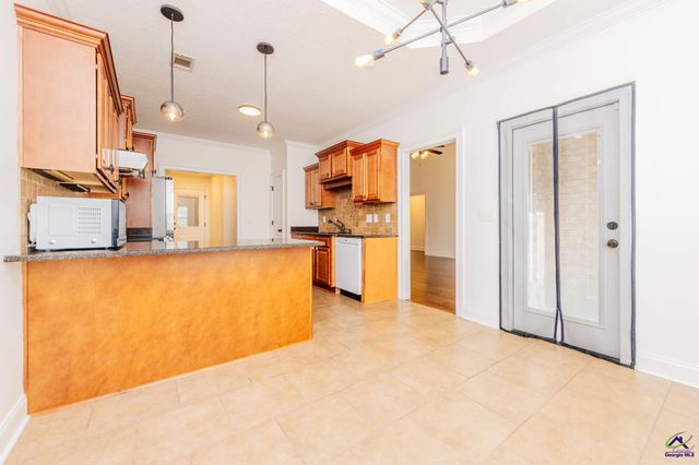 214 Cheshire Drive, Warner Robins, GA 31088