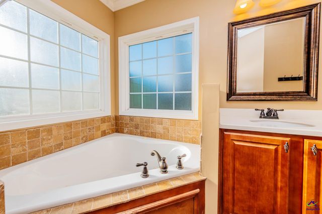 214 Cheshire Drive, Warner Robins, GA 31088