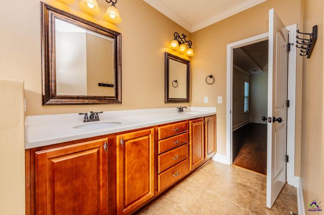 214 Cheshire Drive, Warner Robins, GA 31088