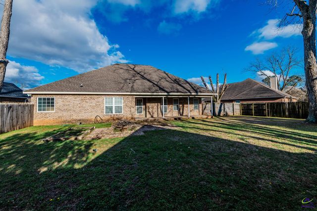 214 Cheshire Drive, Warner Robins, GA 31088