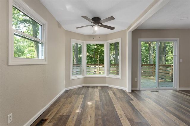 7421 NW 76th Terrace, Kansas City, MO 64152