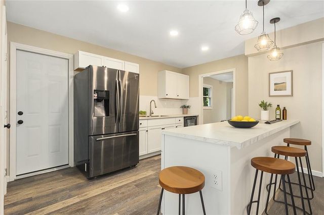 7421 NW 76th Terrace, Kansas City, MO 64152