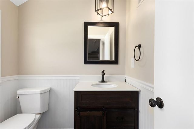 7421 NW 76th Terrace, Kansas City, MO 64152