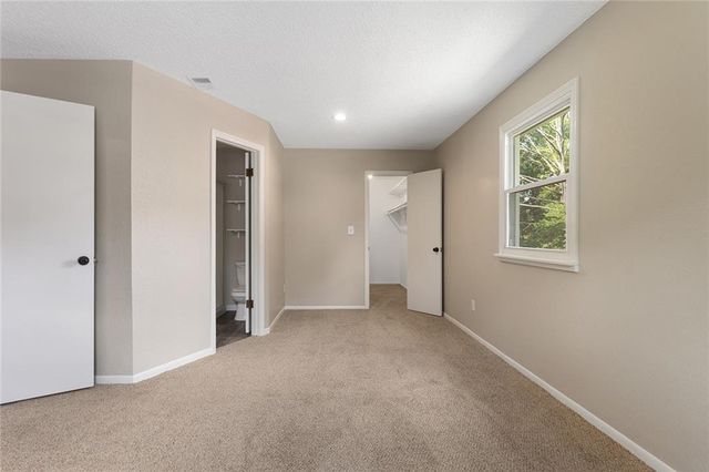 7421 NW 76th Terrace, Kansas City, MO 64152