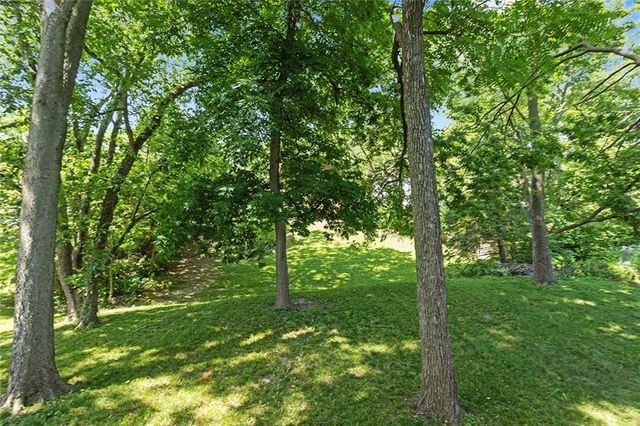 7421 NW 76th Terrace, Kansas City, MO 64152