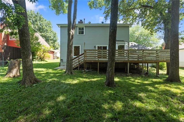 7421 NW 76th Terrace, Kansas City, MO 64152