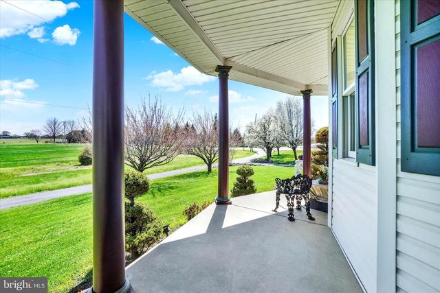 2553 ROOSEVELT AVE, York, PA 17408