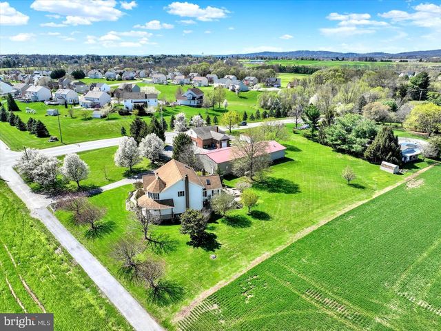 2553 ROOSEVELT AVE, York, PA 17408
