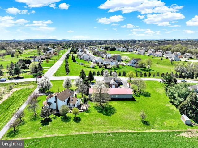 2553 ROOSEVELT AVE, York, PA 17408