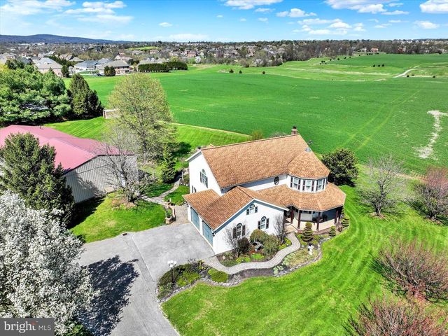 2553 ROOSEVELT AVE, York, PA 17408