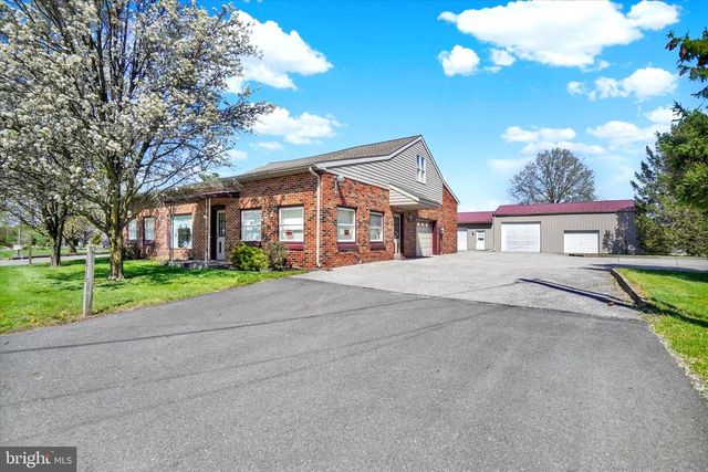 2553 ROOSEVELT AVE, York, PA 17408