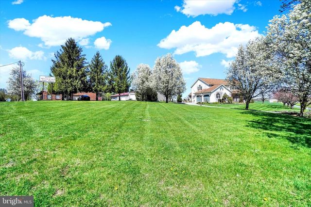 2553 ROOSEVELT AVE, York, PA 17408