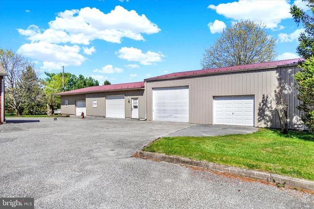 2553 ROOSEVELT AVE, York, PA 17408