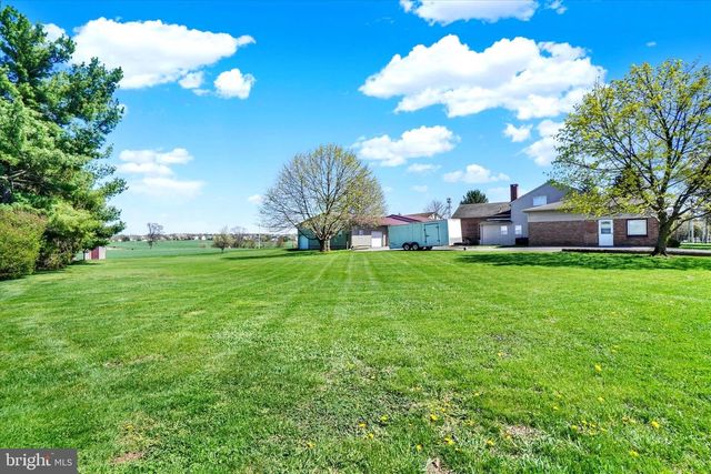 2553 ROOSEVELT AVE, York, PA 17408