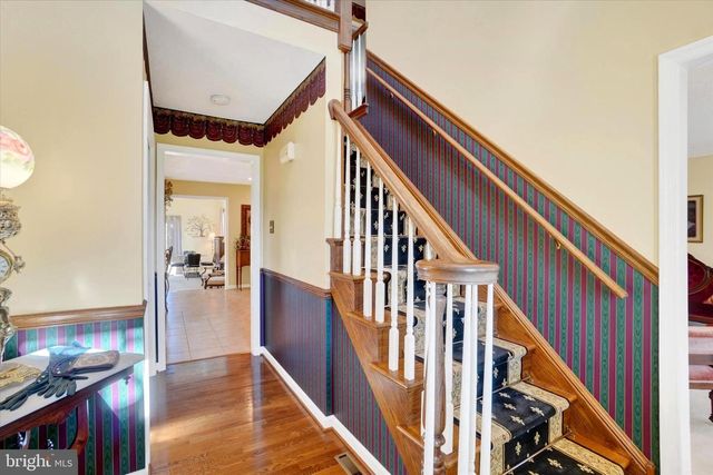 2553 ROOSEVELT AVE, York, PA 17408