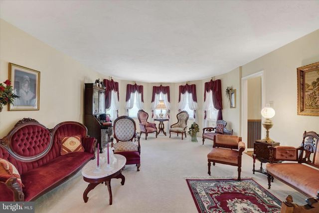 2553 ROOSEVELT AVE, York, PA 17408