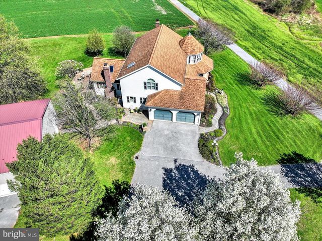 2553 ROOSEVELT AVE, York, PA 17408