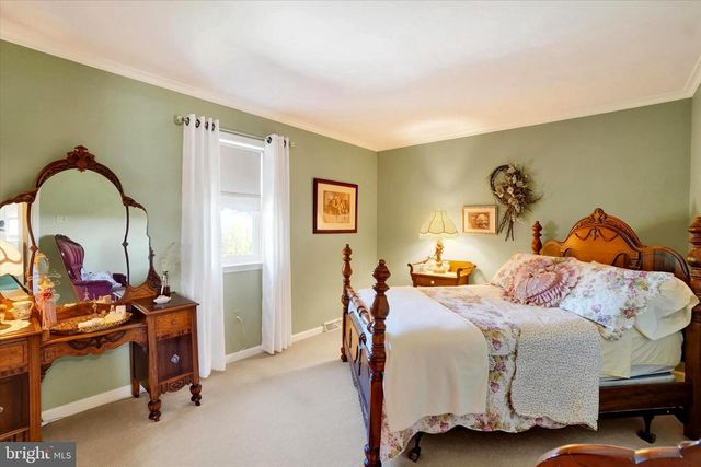 2553 ROOSEVELT AVE, York, PA 17408
