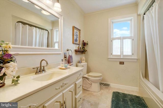 2553 ROOSEVELT AVE, York, PA 17408