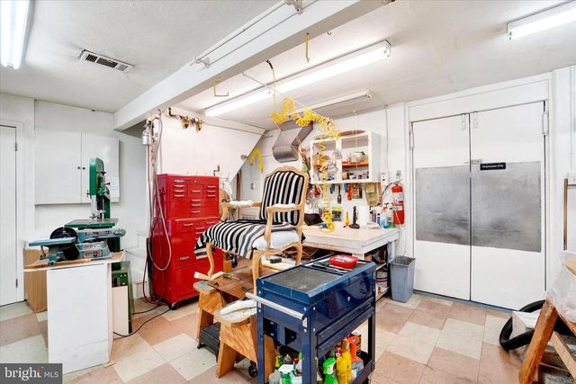 2553 ROOSEVELT AVE, York, PA 17408