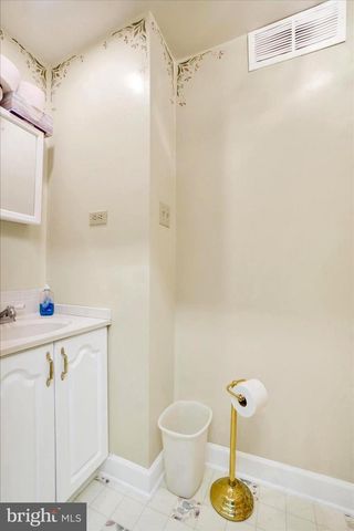 2553 ROOSEVELT AVE, York, PA 17408