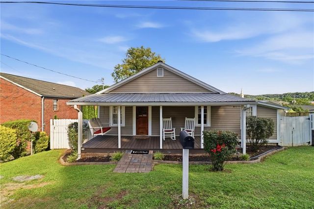 206 Kell Street, Ellijay, GA 30540