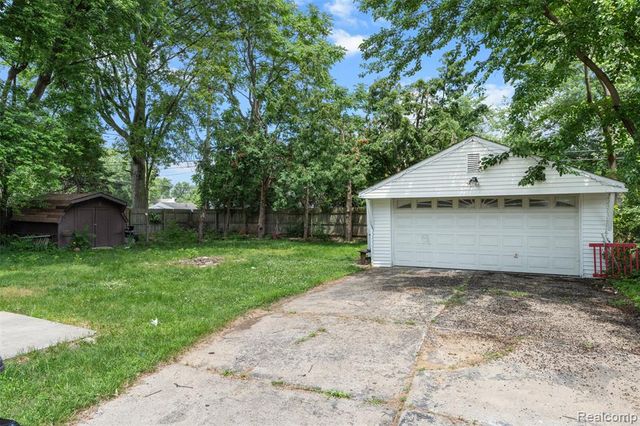 34622 Donnelly Street, Westland, MI 48185