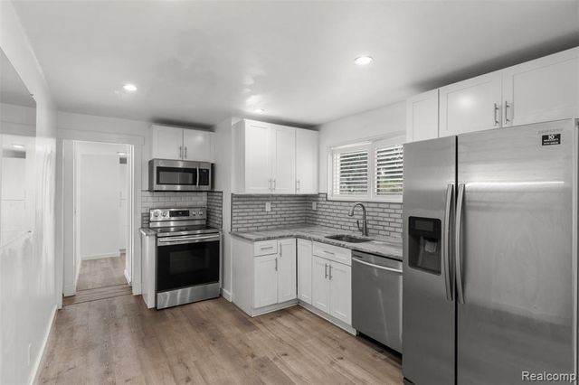 34622 Donnelly Street, Westland, MI 48185